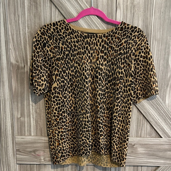 Chic Leopard Print Knit Blouse - Picture 1 of 3